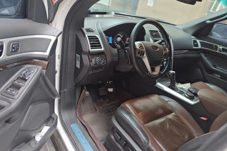 Used Ford Explorer  Driver Seat
