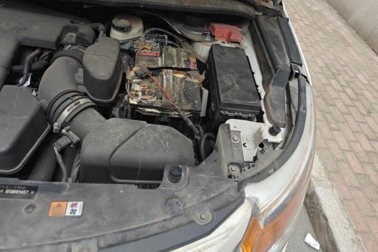 Used Ford Explorer  Engine Bay Left