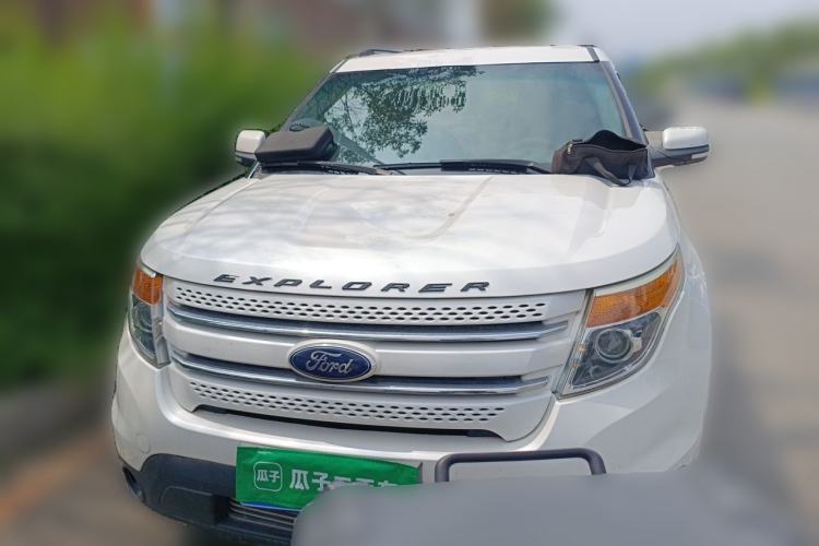 Used Ford Explorer  Front