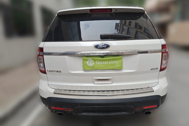 Used Ford Explorer  Rear