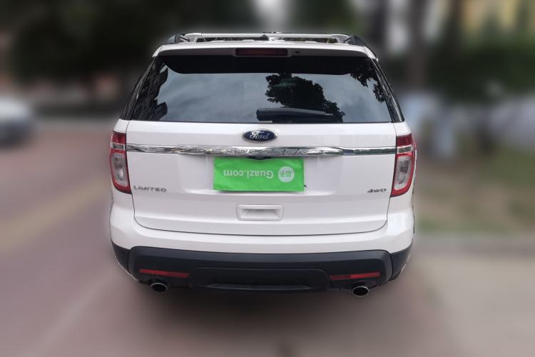 Used Ford Explorer  Rear