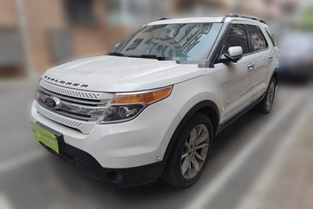 Used Ford Explorer Ford Explorer 2014, 3.5-liter automatic, 7 seats (parallel import)