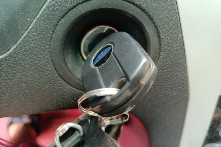 Used Ford Explorer  Vehicle Key