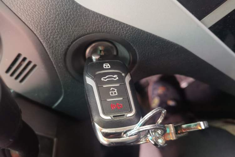 Used Ford Explorer  Vehicle Key