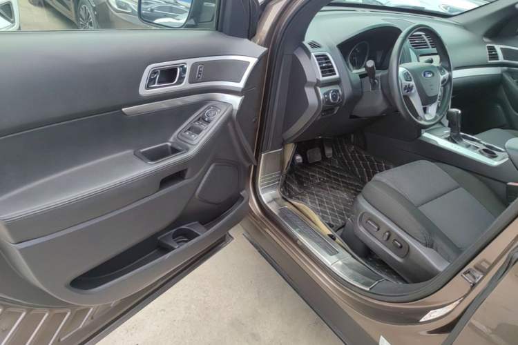 Used Ford Explorer 2015 2.0T Automatic U.S.-Specified Version Front-Wheel Drive Driver Seat