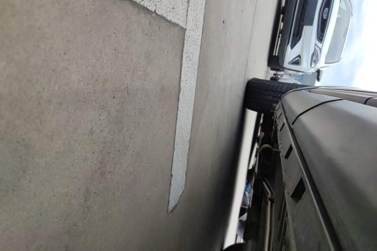 Used Ford Explorer 2015 2.0T Automatic U.S.-Specified Version Front-Wheel Drive Left Side Sill