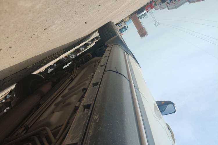 Used Ford Explorer  Chassis Rear Left