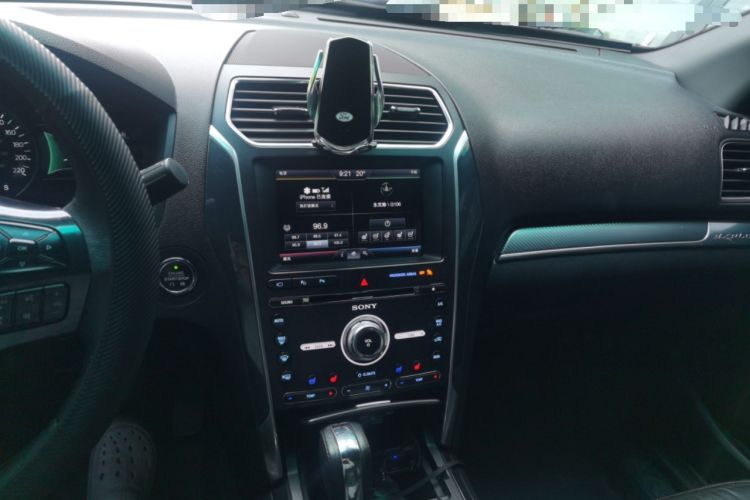 Used Ford Explorer 2016 3.5T Elite Edition Audio And AC Panel