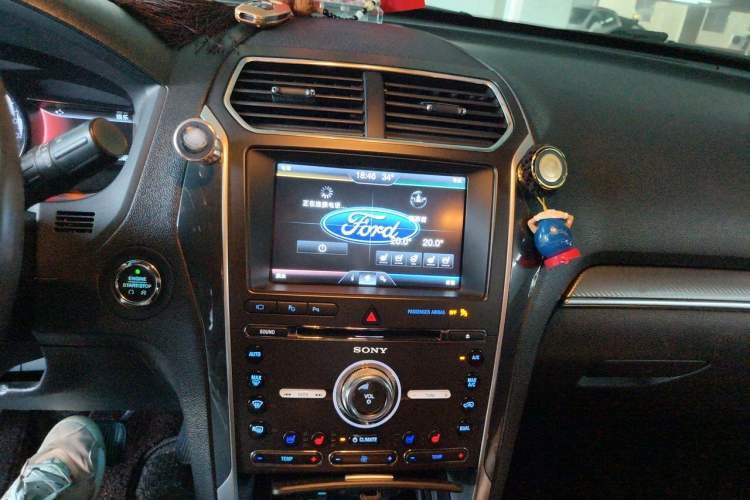 Used Ford Explorer 2016 3.5T Sport Edition Audio And AC Panel