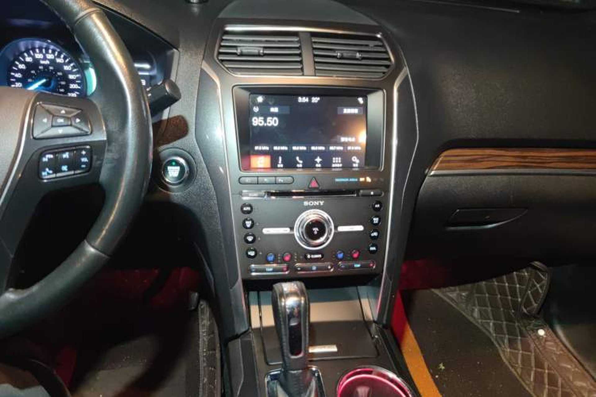 Used Ford Explorer 2016 2.3T Elite Edition Audio And AC Panel