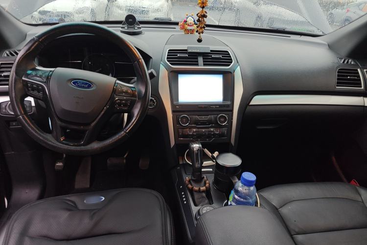 Used Ford Explorer 2016 2.3T Fashion Edition Center Console