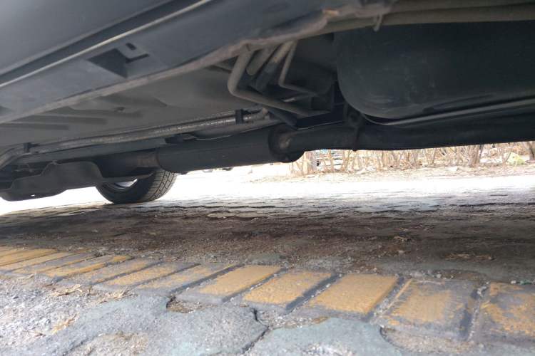 Used Ford Explorer 2016 3.5T Platinum Edition Chassis Rear Left