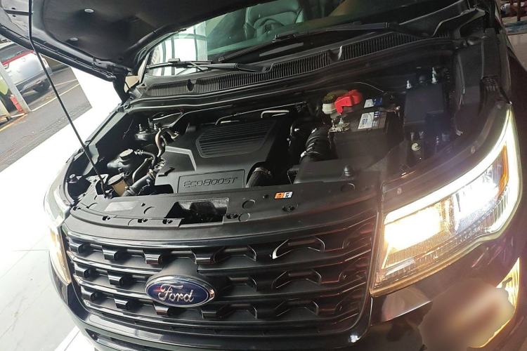 Used Ford Explorer 2016 3.5T Sport Edition Engine Bay
