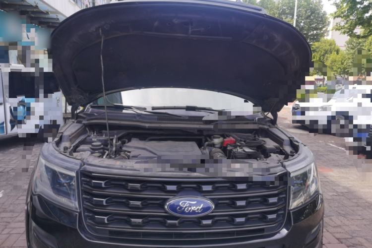 Used Ford Explorer 2016 3.5T Elite Edition Engine Bay