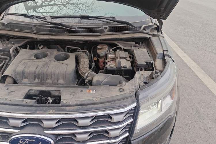 Used Ford Explorer 2016 2.3T Elite Edition Engine Bay Left