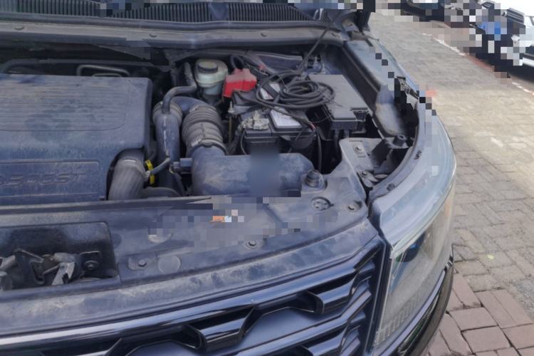 Used Ford Explorer 2016 3.5T Elite Edition Engine Bay Left