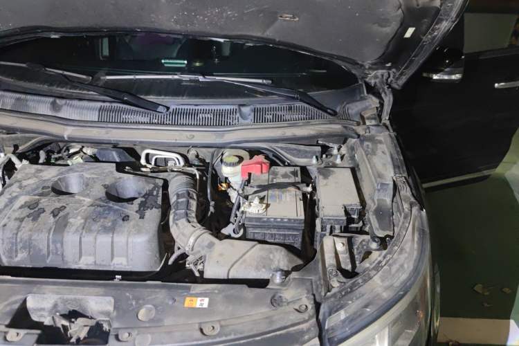 Used Ford Explorer 2016 2.3T Elite Edition Engine Bay Left