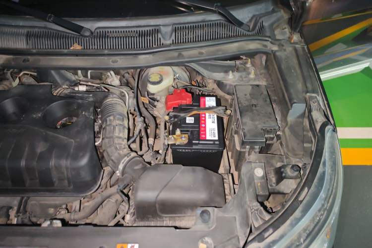 Used Ford Explorer 2016 2.3T Elite Edition Engine Bay Left