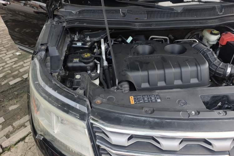 Used Ford Explorer 2016 2.3T Elite Edition Engine Bay Right