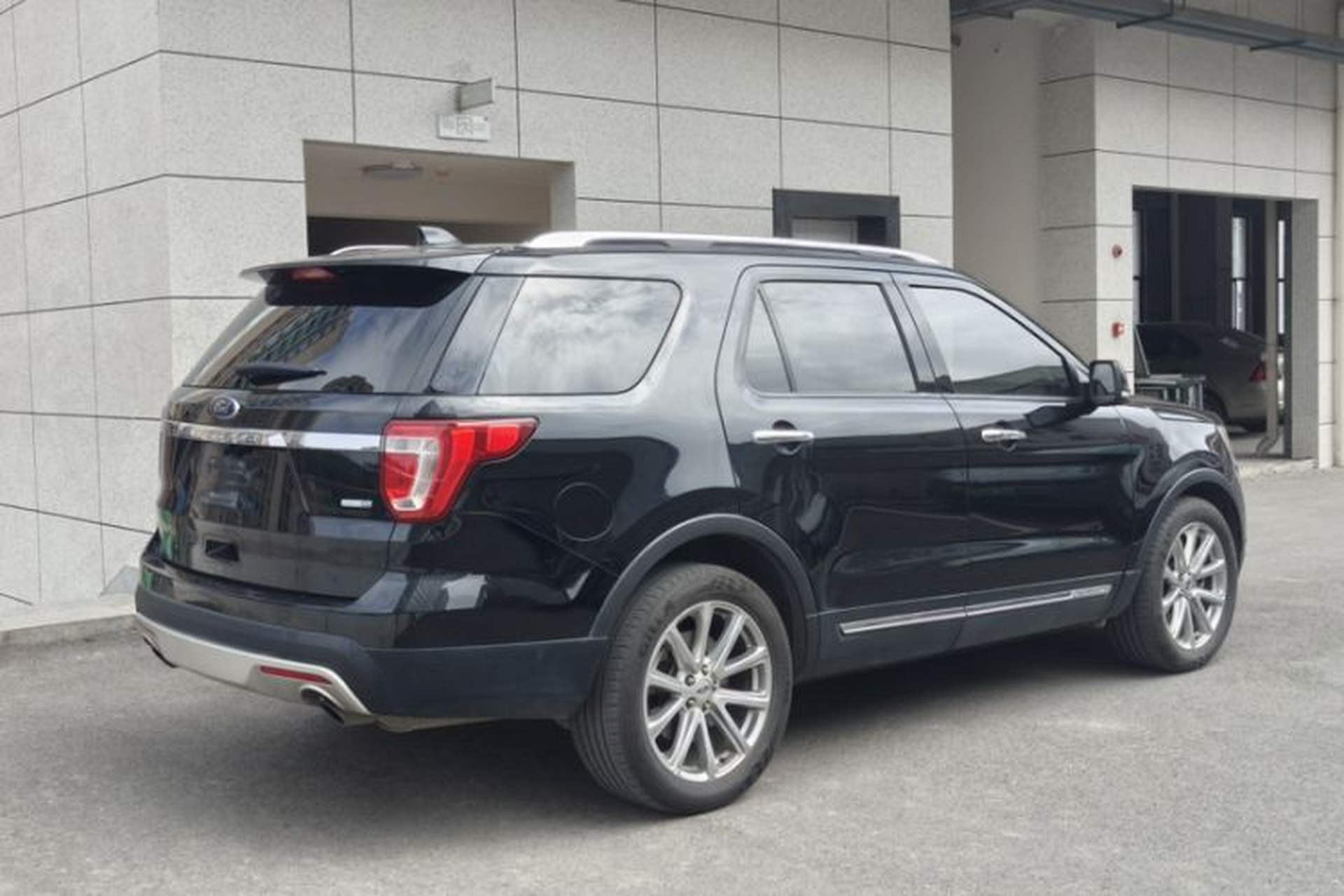Used Ford Explorer 2016 2.3T Elite Edition Exterior 6