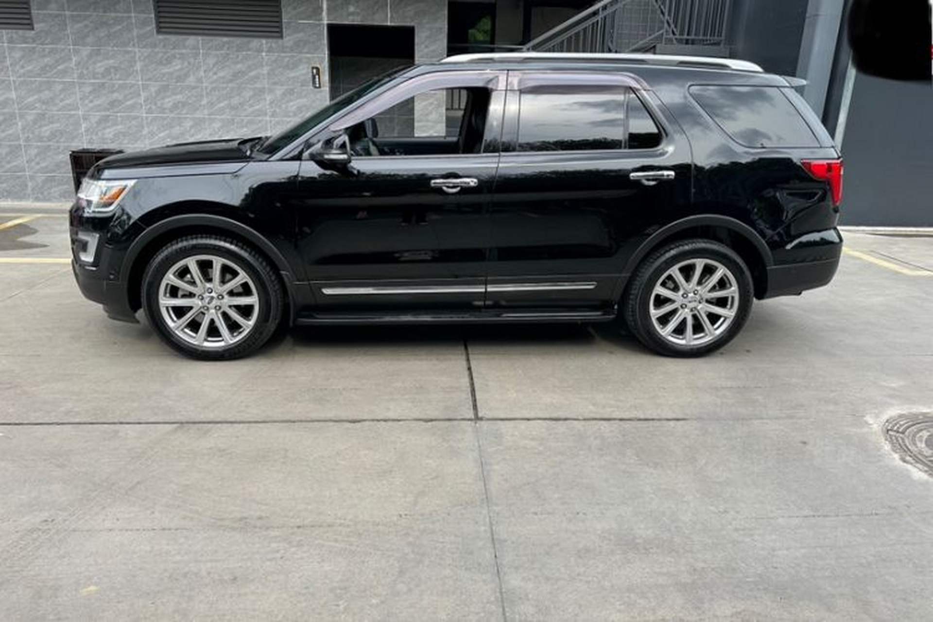 Used Ford Explorer 2016 2.3T Elite Edition Exterior 7