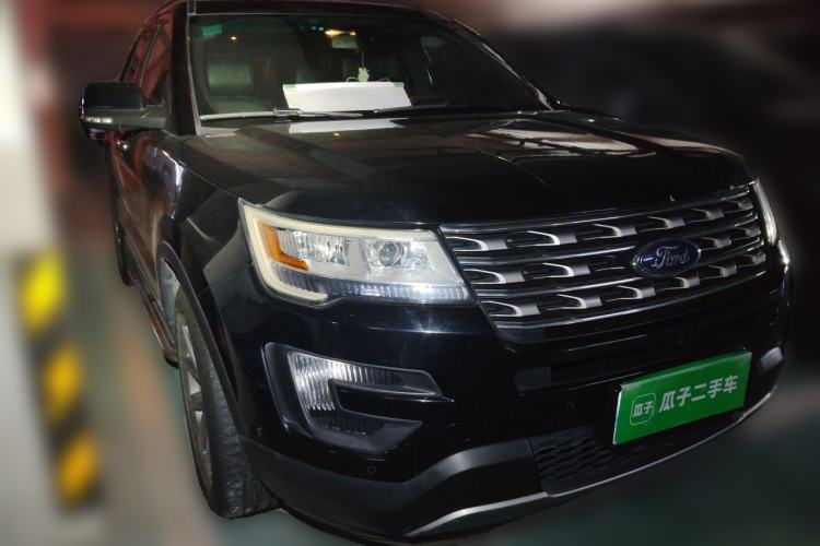 Used Ford Explorer 2016 2.3T Elite Edition Front Right 45 Deg