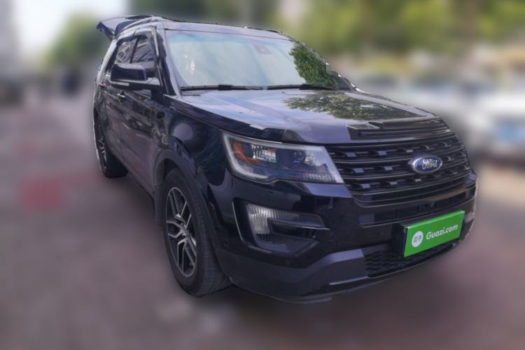Used Ford Explorer 2016 3.5T Elite Edition Front Right 45 Deg