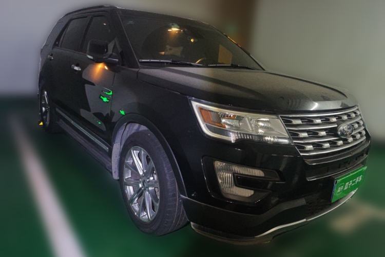 Used Ford Explorer 2016 2.3T Elite Edition Front Right 45 Deg