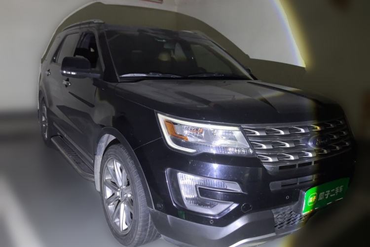 Used Ford Explorer 2016 2.3T Elite Edition Front Right 45 Deg