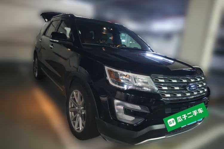 Used Ford Explorer 2016 2.3T Elite Edition Front Right 45 Deg