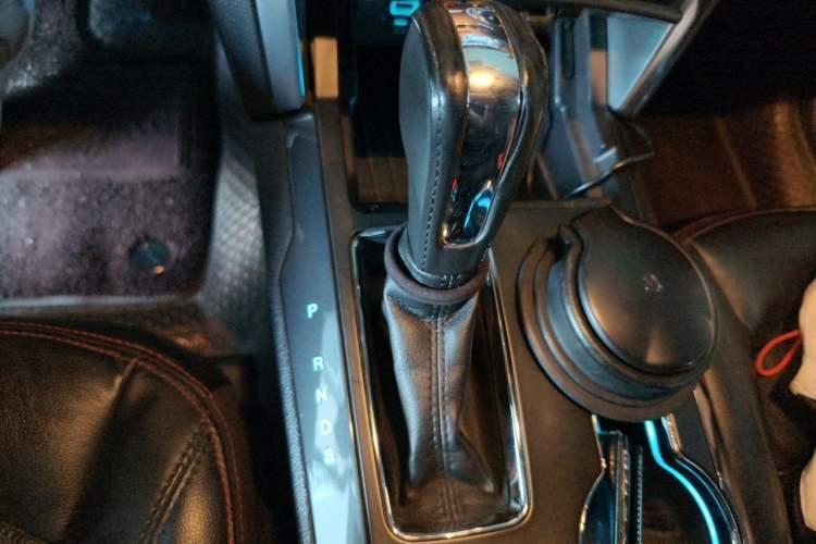 Used Ford Explorer 2016 3.5T Sport Edition Gear Lever