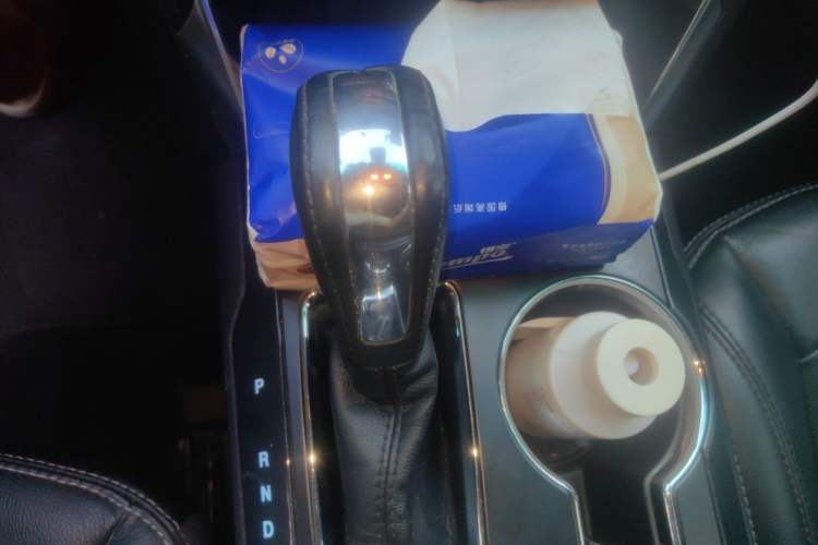 Used Ford Explorer 2016 2.3T Elite Edition Gear Lever