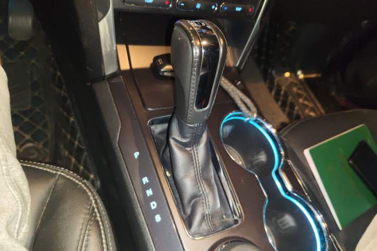 Used Ford Explorer 2016 2.3T Elite Edition Gear Lever