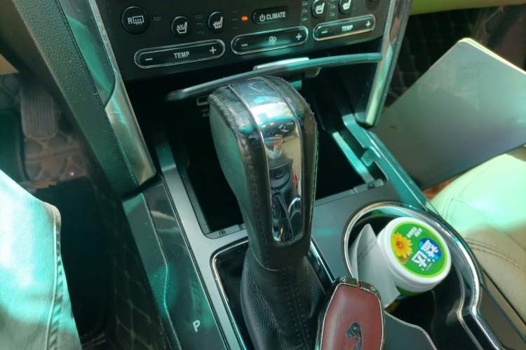 Used Ford Explorer 2016 2.3T Elite Edition Gear Lever