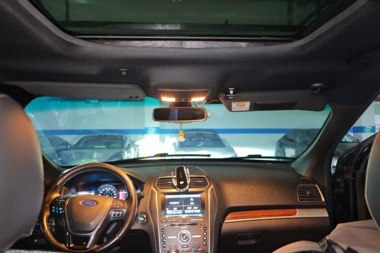 Used Ford Explorer 2016 2.3T Elite Edition Headliner