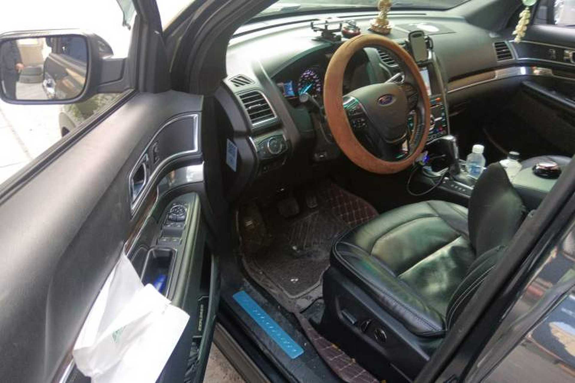 Used Ford Explorer 2016 2.3T Elite Edition Interior 3