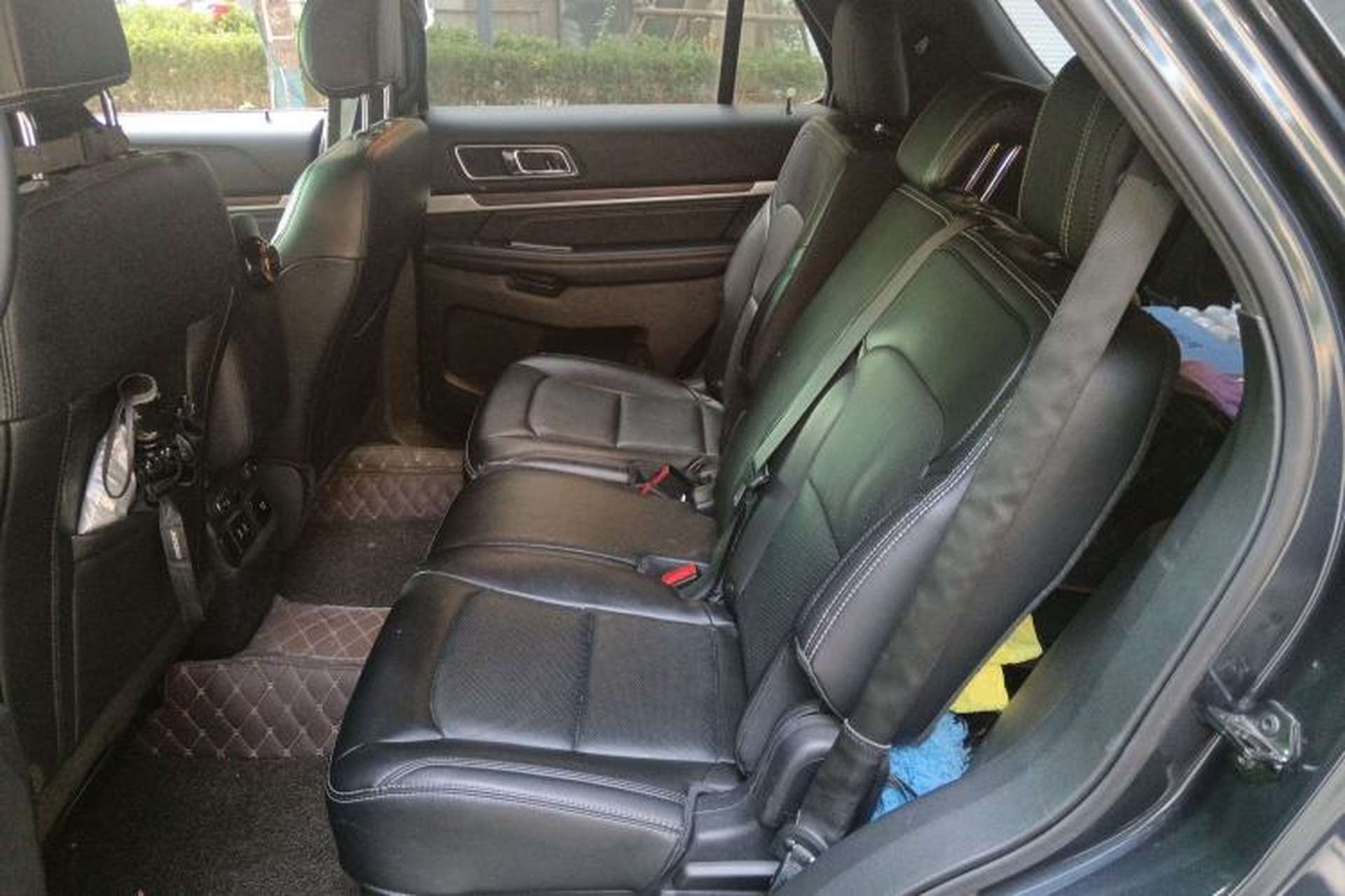 Used Ford Explorer 2016 2.3T Elite Edition Interior 4