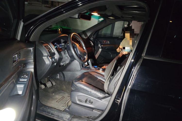 Used Ford Explorer 2016 2.3T Elite Edition Left Front Seat