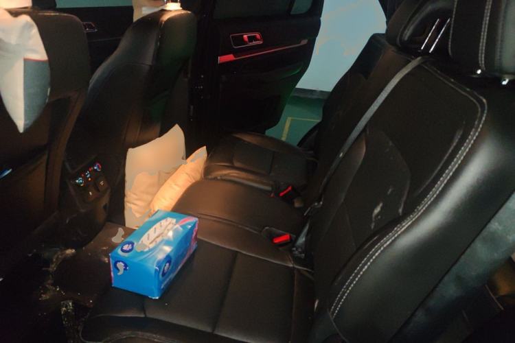 Used Ford Explorer 2016 2.3T Elite Edition Left Rear Seat
