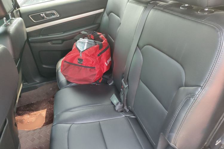 Used Ford Explorer 2016 2.3T Fashion Edition Left Rear Seat
