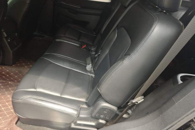 Used Ford Explorer 2016 2.3T Fashion Edition Left Rear Seat