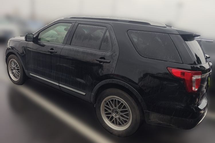 Used Ford Explorer 2016 2.3T Fashion Edition Rear Left 45 Deg