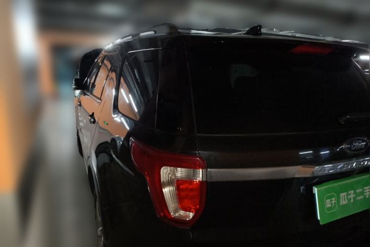Used Ford Explorer 2016 2.3T Fashion Edition Rear Left 45 Deg