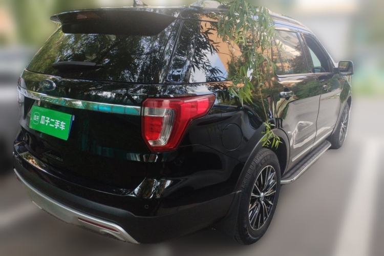 Used Ford Explorer 2016 2.3T Fashion Edition Rear Right 45 Deg