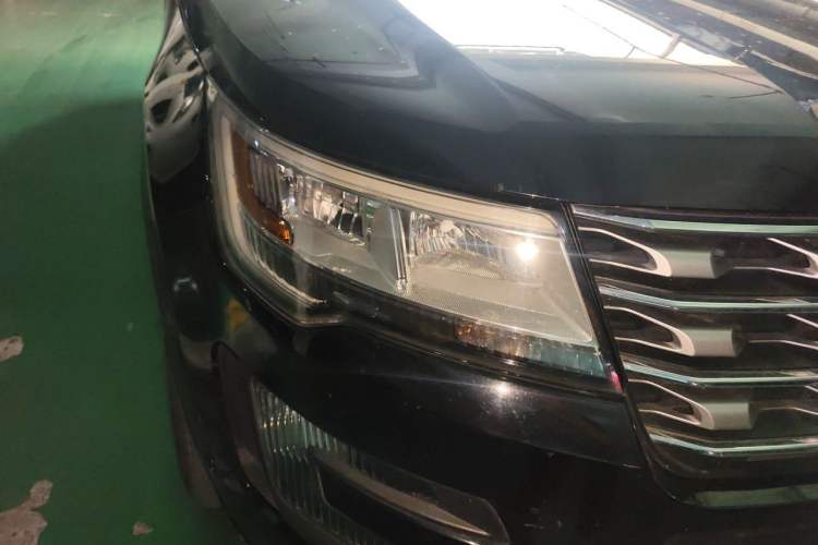 Used Ford Explorer 2016 2.3T Elite Edition Right Front Headlight