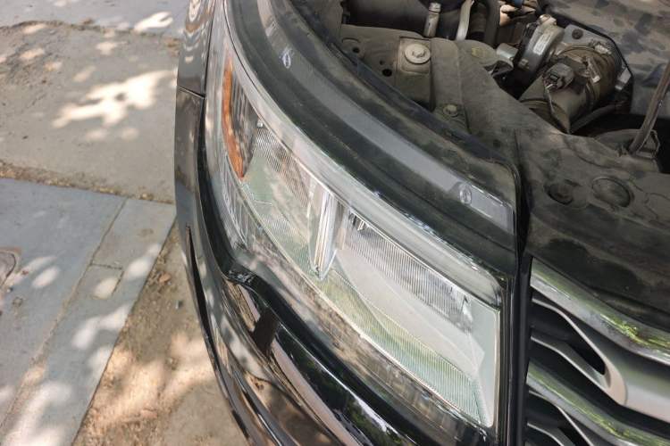 Used Ford Explorer 2016 3.5T Platinum Edition Right Front Headlight