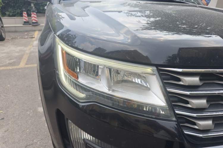 Used Ford Explorer 2016 2.3T Fashion Edition Right Front Headlight