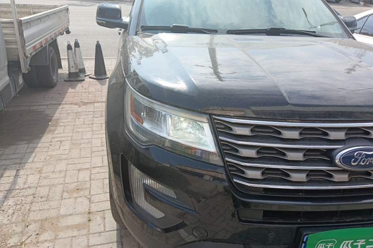 Used Ford Explorer 2016 2.3T Fashion Edition Right Front Headlight
