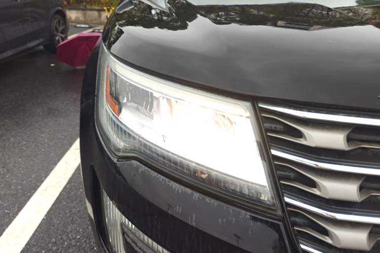 Used Ford Explorer 2016 2.3T Fashion Edition Right Front Headlight