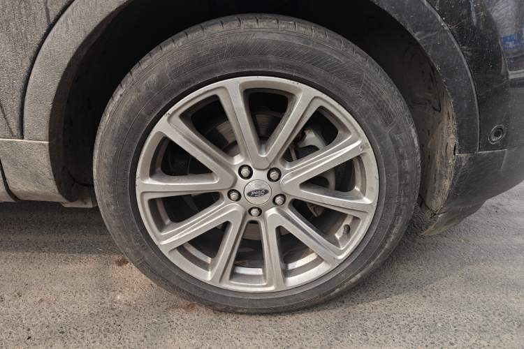 Used Ford Explorer 2016 2.3T Elite Edition Right Front Wheel Hub